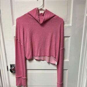 Urban Outfitters cropped long sleeve Pink Cowl Neck Sweater women’s size M
